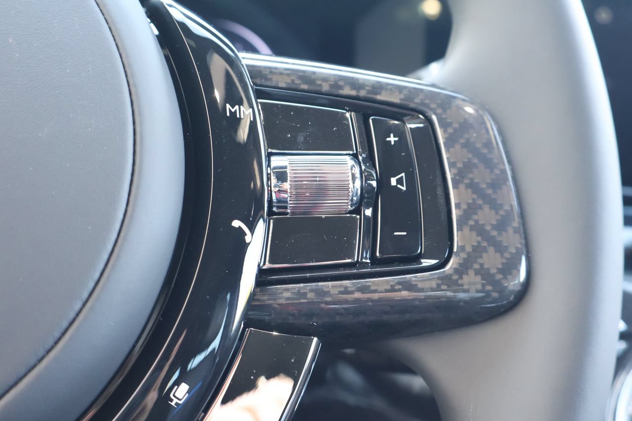 New 2027 Rolls-Royce Cullinan Black Badge AWD/4WD image 27