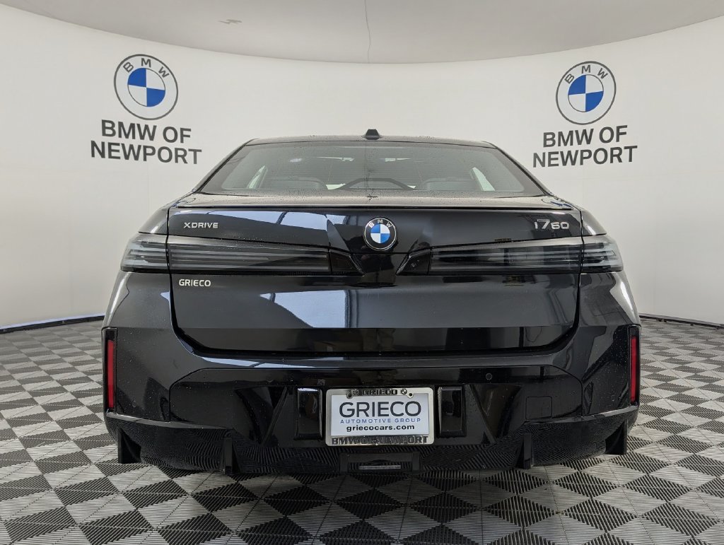 New 2027 BMW i7 xDrive60 w/ M Sport Professional Package AWD/4WD image 7