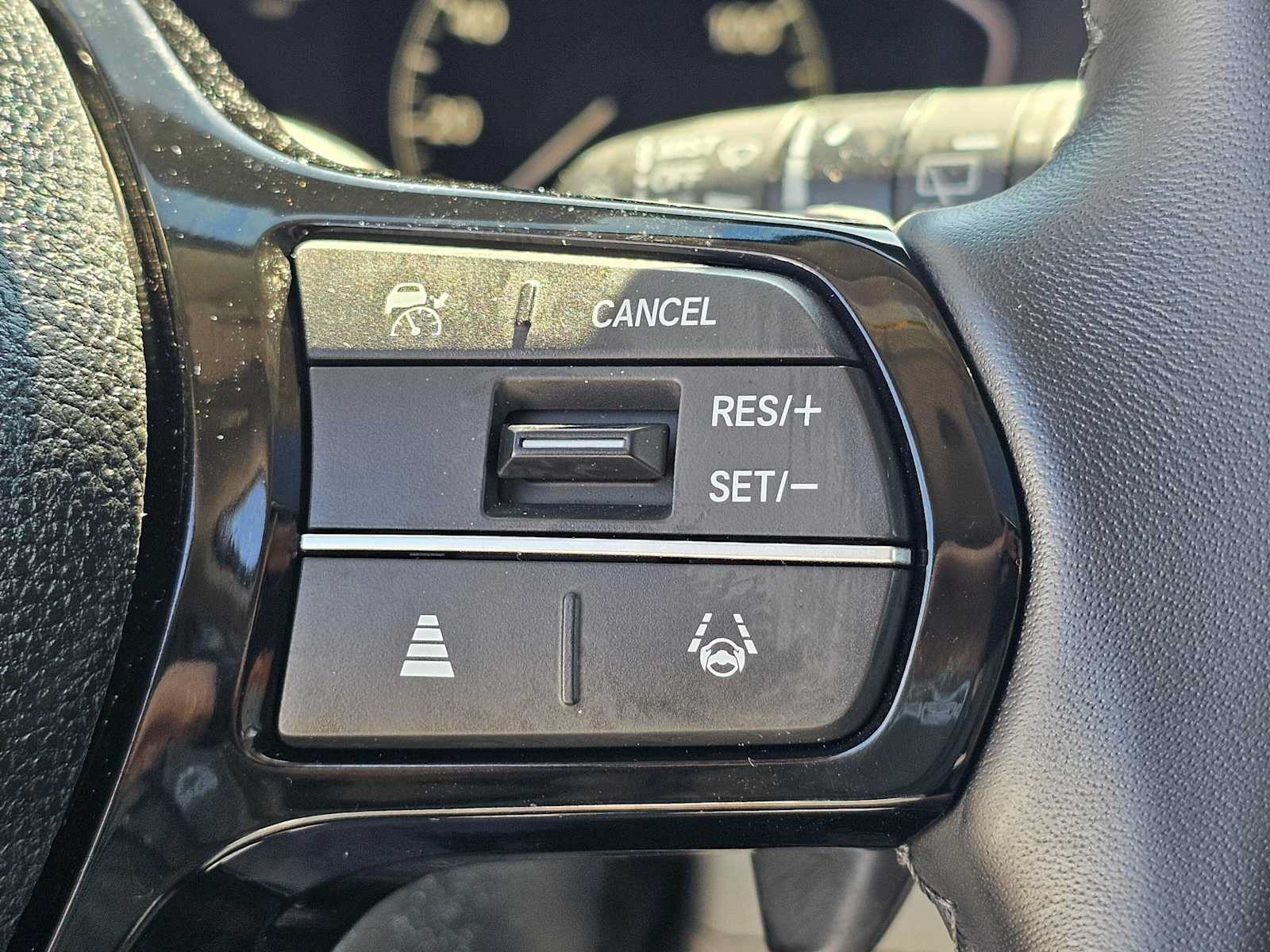 Used 2025 Honda Pilot Touring image 32