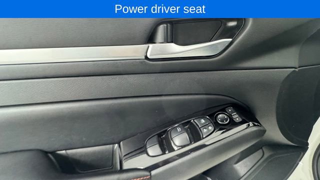 Used 2024 Nissan Altima 2.5 SR FWD image 17