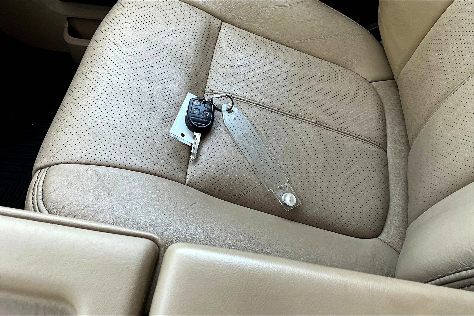 Used 2016 Ford F250 Lariat w/ Lariat Interior Package image 33