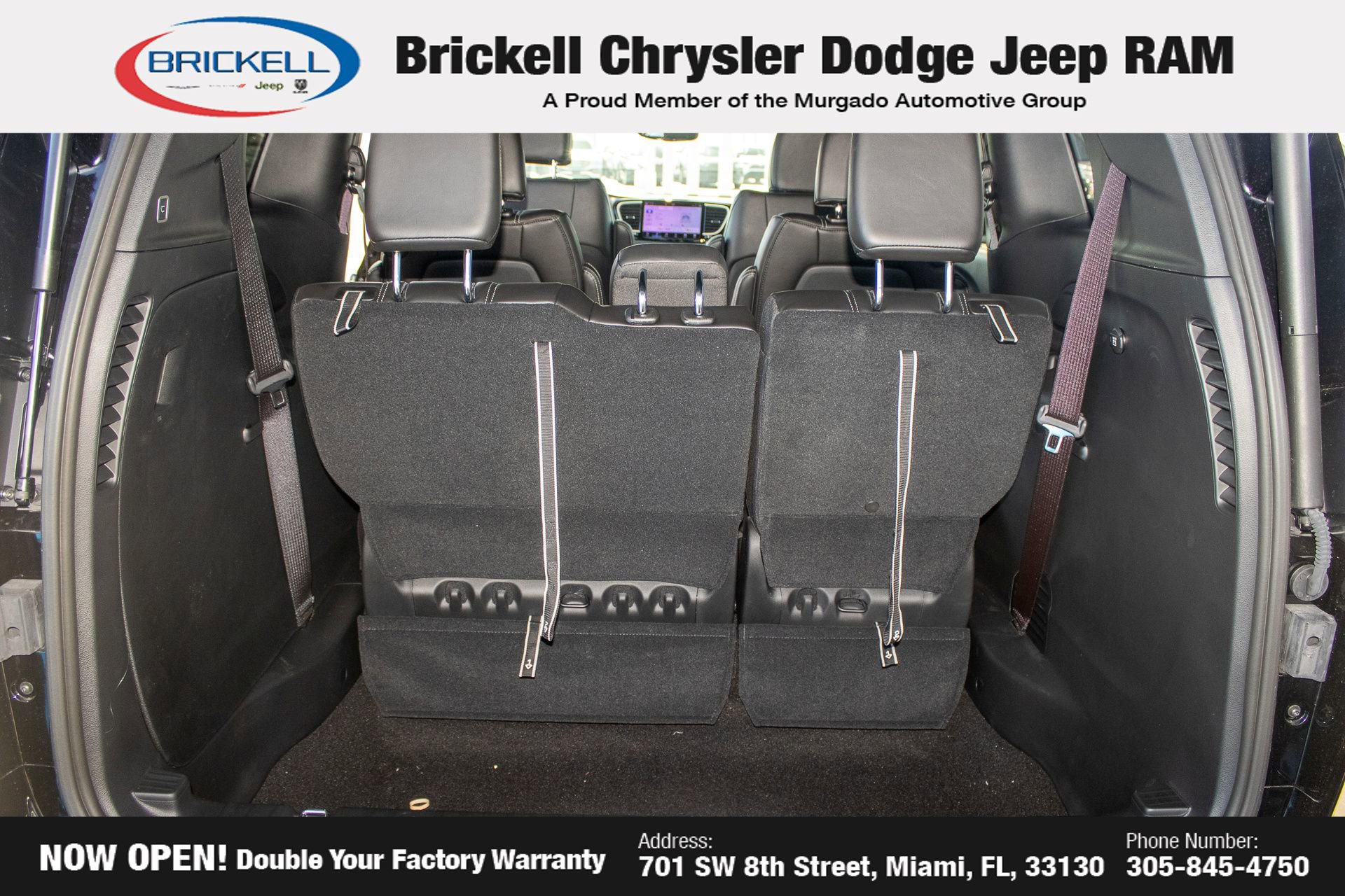 New 2025 Chrysler Pacifica Select FWD image 13