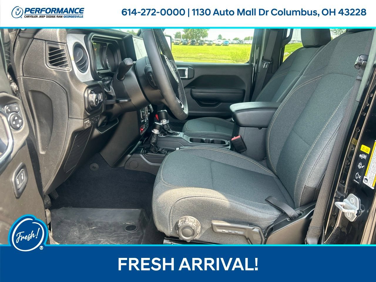 Used 2025 Jeep Wrangler Unlimited Sport AWD/4WD image 12