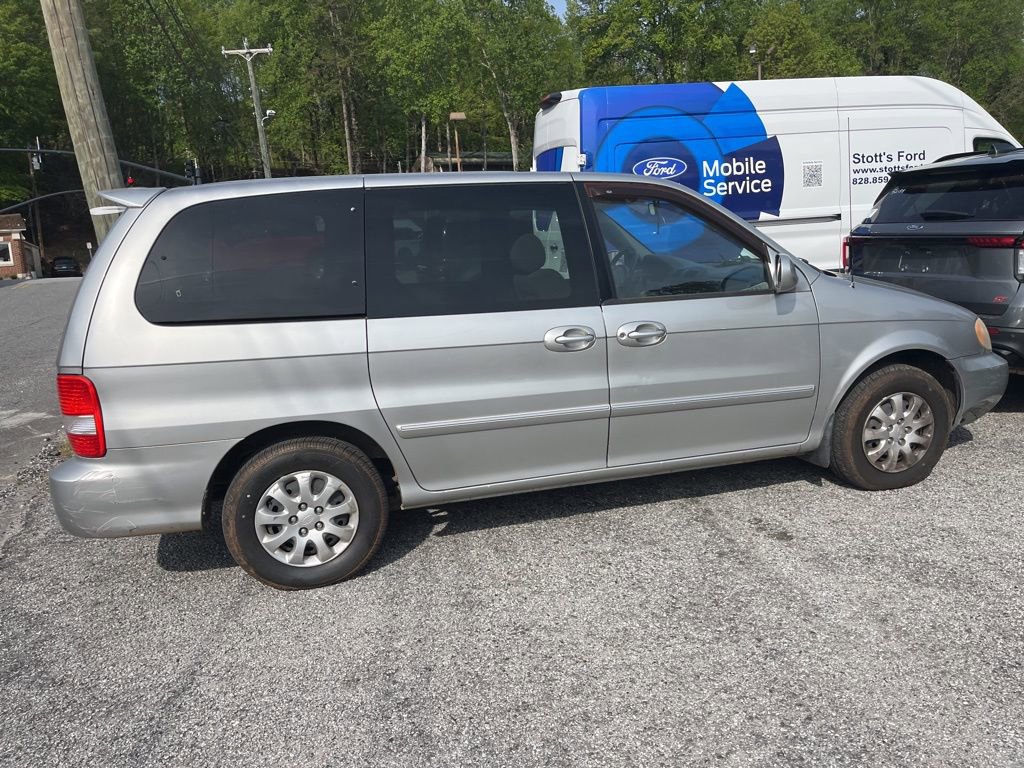 Used 2004 Kia Sedona LX image 13