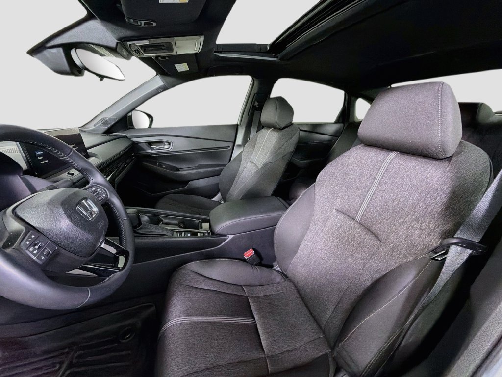 Used 2025 Honda Accord Sport image 13