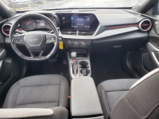 Certified 2024 Chevrolet Trax RS w/ Driver Confidence Package FWD image 13