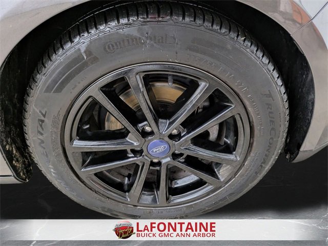 Used 2018 Ford Focus SE w/ SE Winter Package image 25