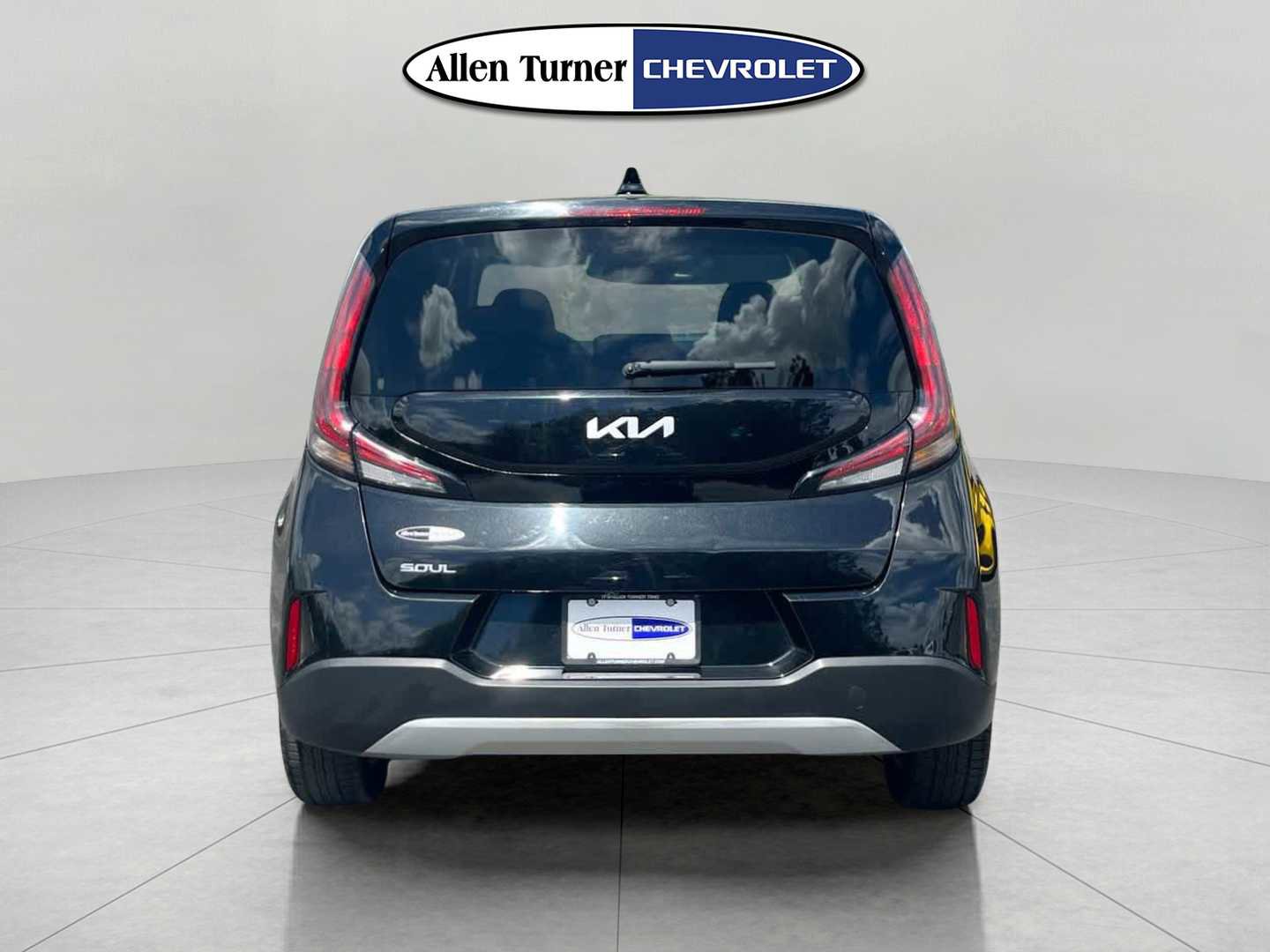 Used 2024 Kia Soul LX w/ LX Technology Package image 5