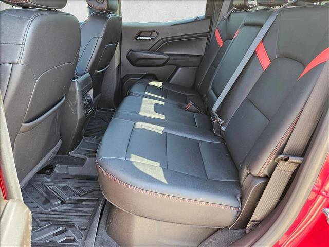 Used 2023 Chevrolet Colorado Z71 w/ Z71 Convenience Package 2 AWD/4WD image 16