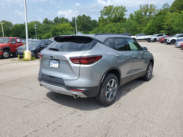 New 2026 Chevrolet Blazer LT w/ Convenience Package AWD/4WD image 4