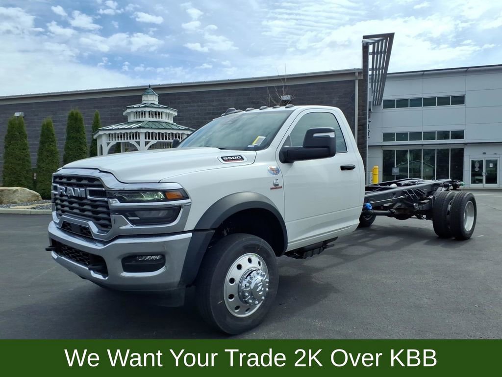 New 2026 RAM 5500 Tradesman image 2