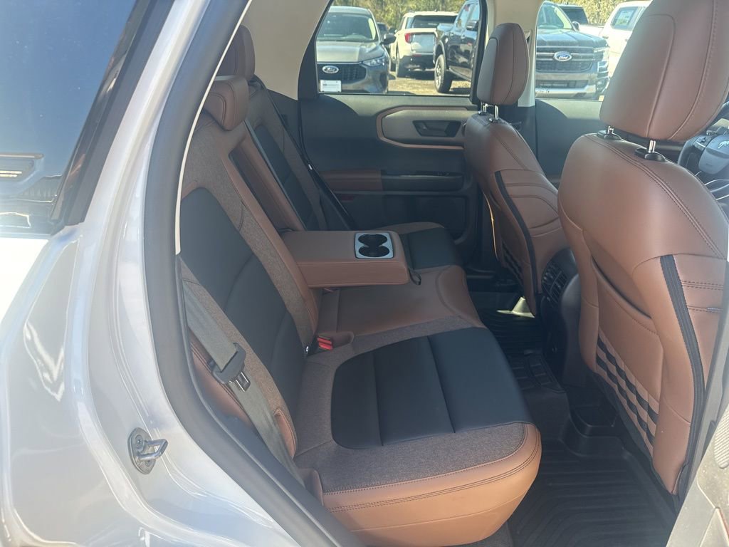 Used 2025 Ford Bronco Sport Outer Banks w/ Outer Banks Tech Package+ AWD/4WD image 11
