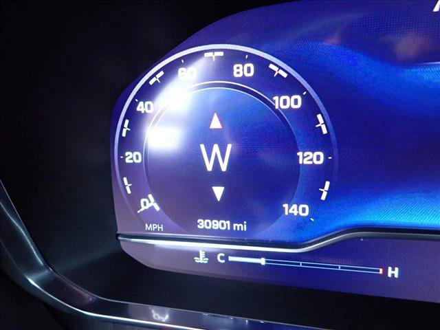 Used 2023 Chevrolet Tahoe Z71 w/ Luxury Package image 25