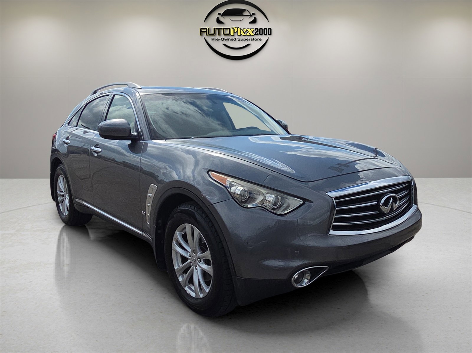 Used 2015 INFINITI QX70 2WD w/ Premium Package