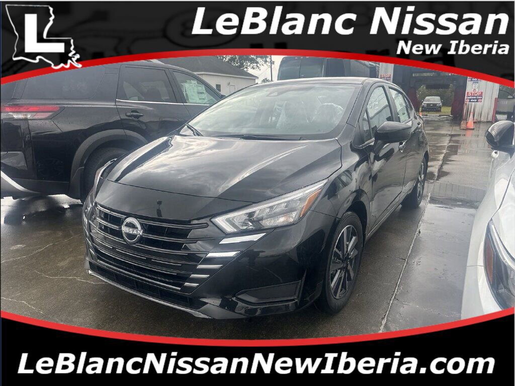 New 2025 Nissan Versa SV w/ Trunk Package