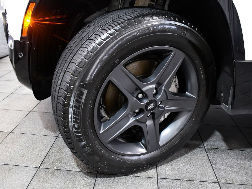 Used 2023 Land Rover Defender 90 X-Dynamic SE AWD/4WD image 6