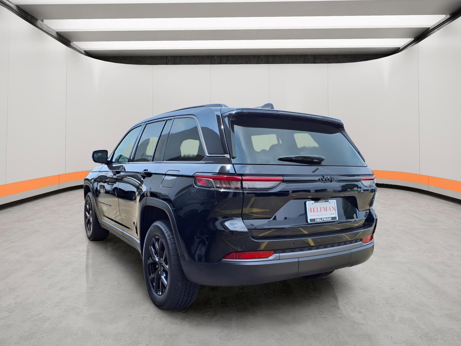 New 2026 Jeep Grand Cherokee Altitude RWD image 4