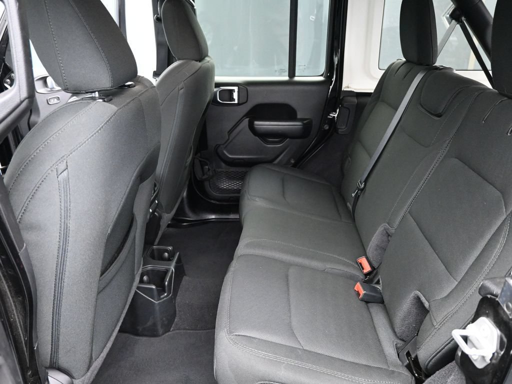 Used 2021 Jeep Wrangler Unlimited Sport AWD/4WD image 15