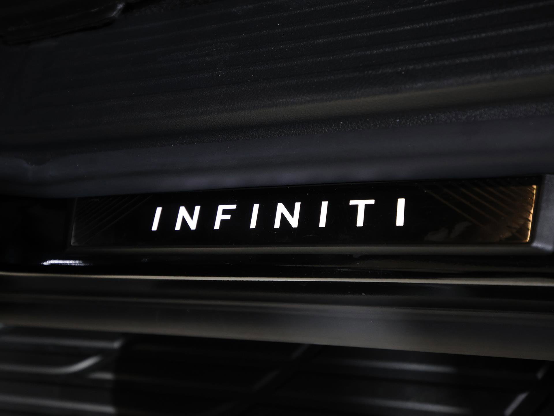 Used 2025 INFINITI QX80 Autograph w/ Autograph Exterior Package image 30