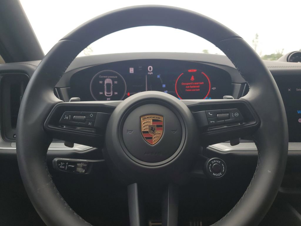 Used 2026 Porsche Cayenne S AWD/4WD image 23