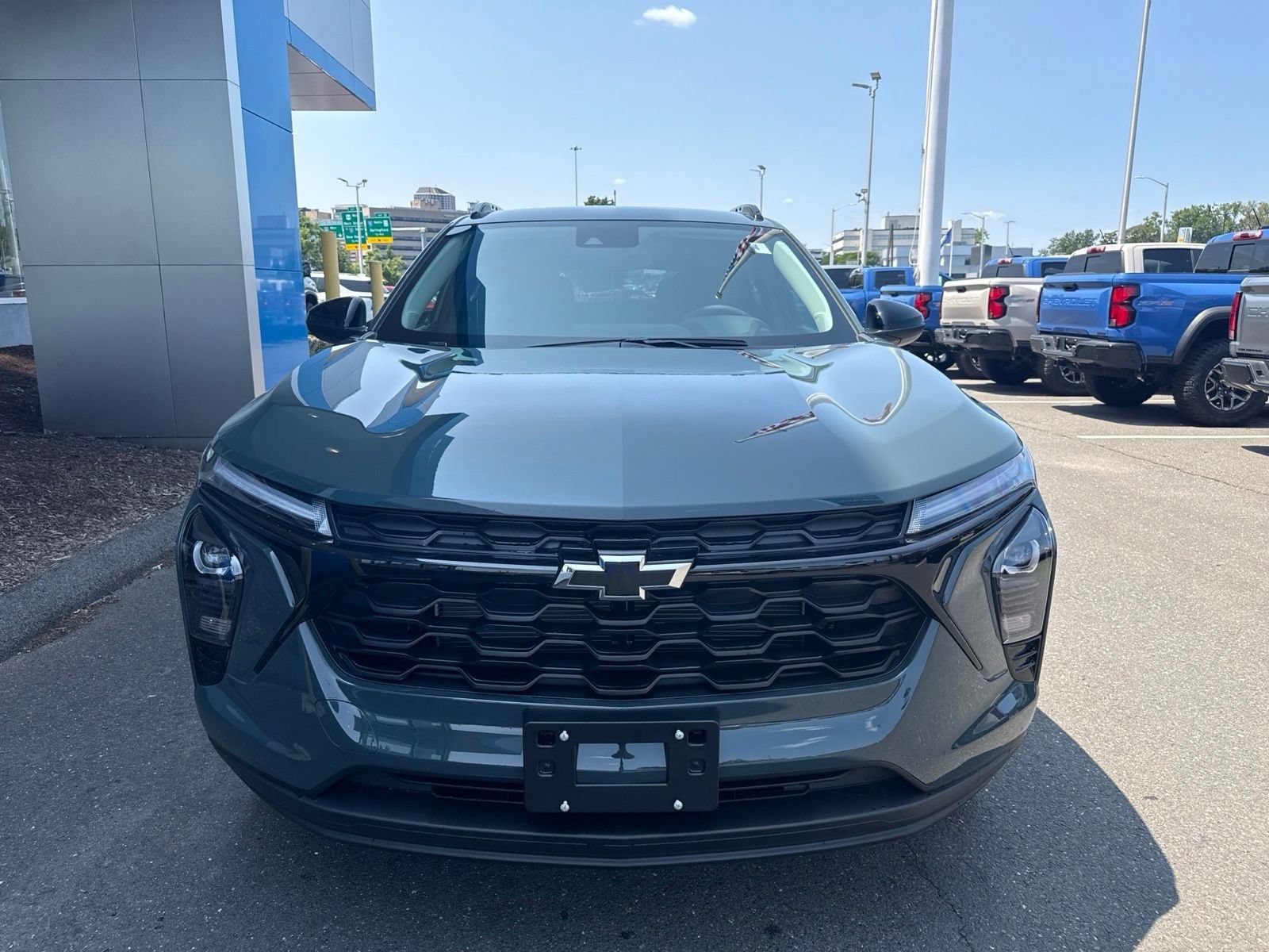 New 2026 Chevrolet Trax LT w/ Driver Confidence Package FWD image 2