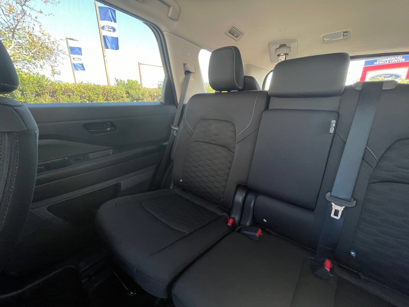 Used 2025 Nissan Pathfinder SV FWD image 42