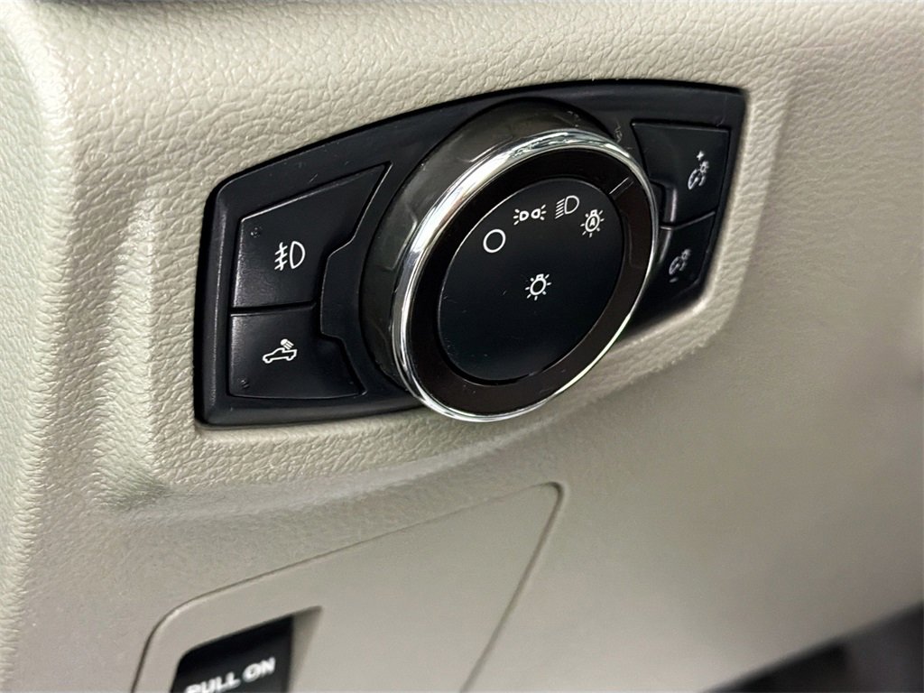 Used 2019 Ford F150 XLT w/ Trailer Tow Package image 10