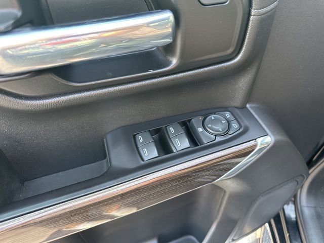 Used 2020 Chevrolet Silverado 1500 RST w/ All-Star Edition image 9