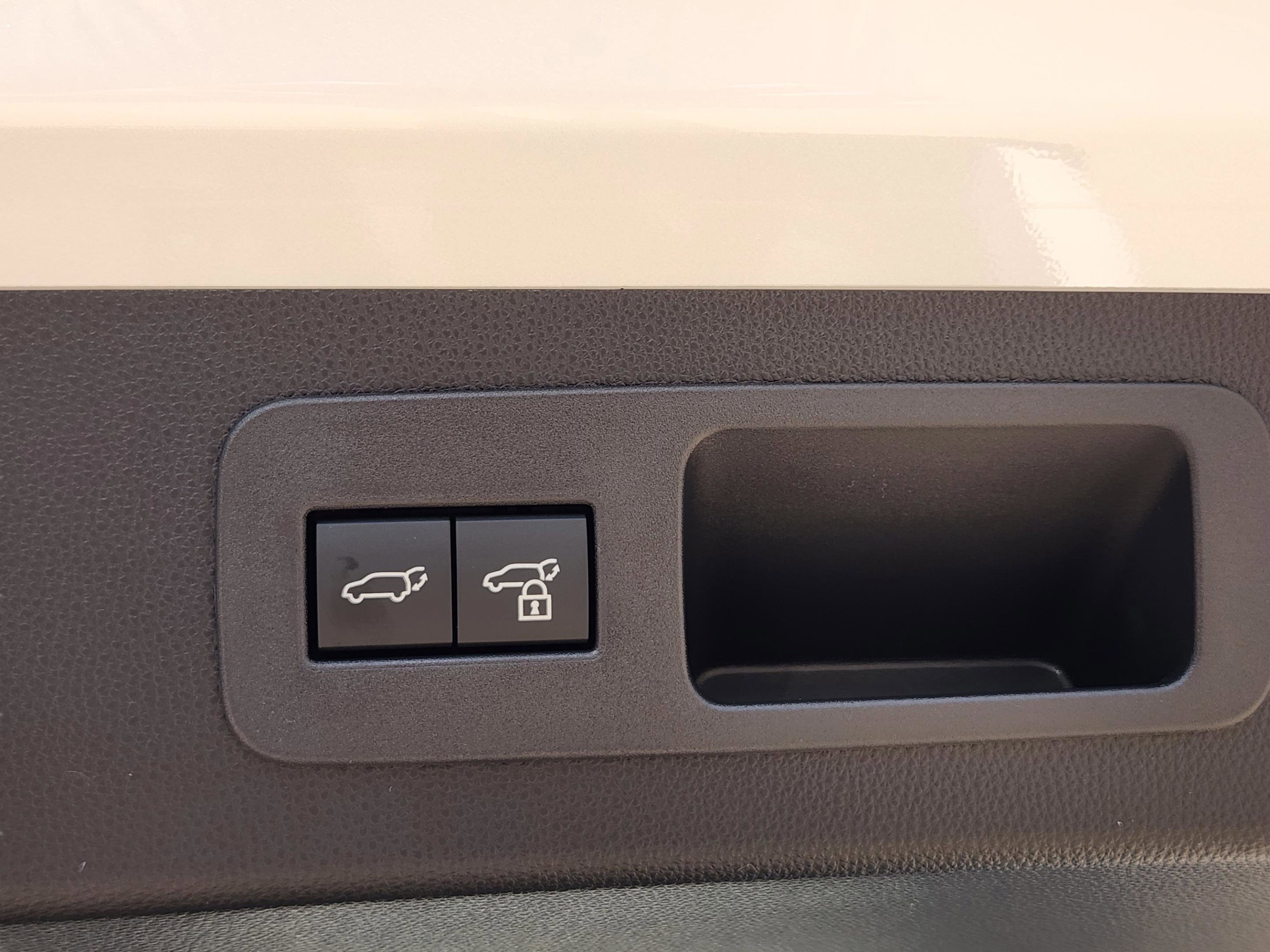 New 2026 Lexus LX 700h Luxury image 28