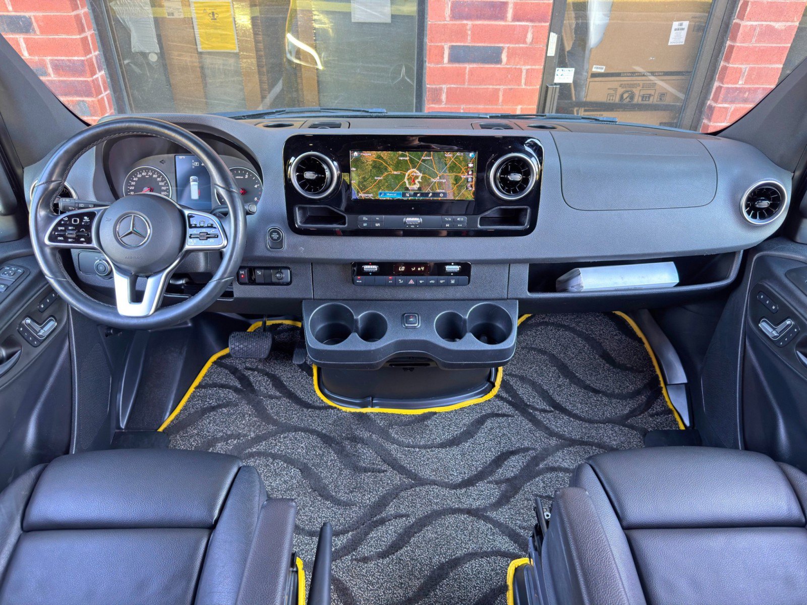 Used 2021 Mercedes-Benz Sprinter 2500 w/ Comfort Plus Package image 11