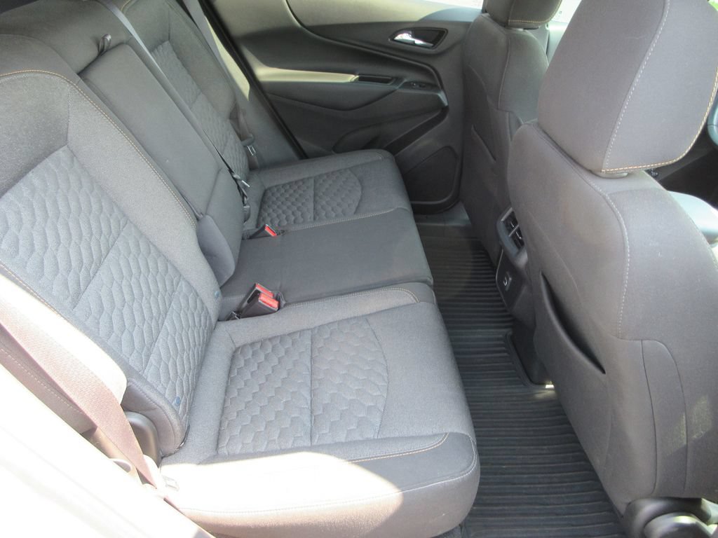 Used 2019 Chevrolet Equinox LT w/ Driver Convenience Package FWD image 18