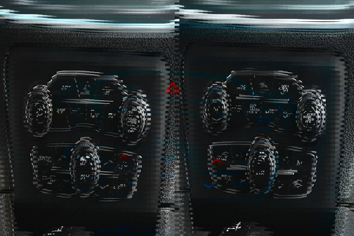 Used 2020 Dodge Charger GT image 26