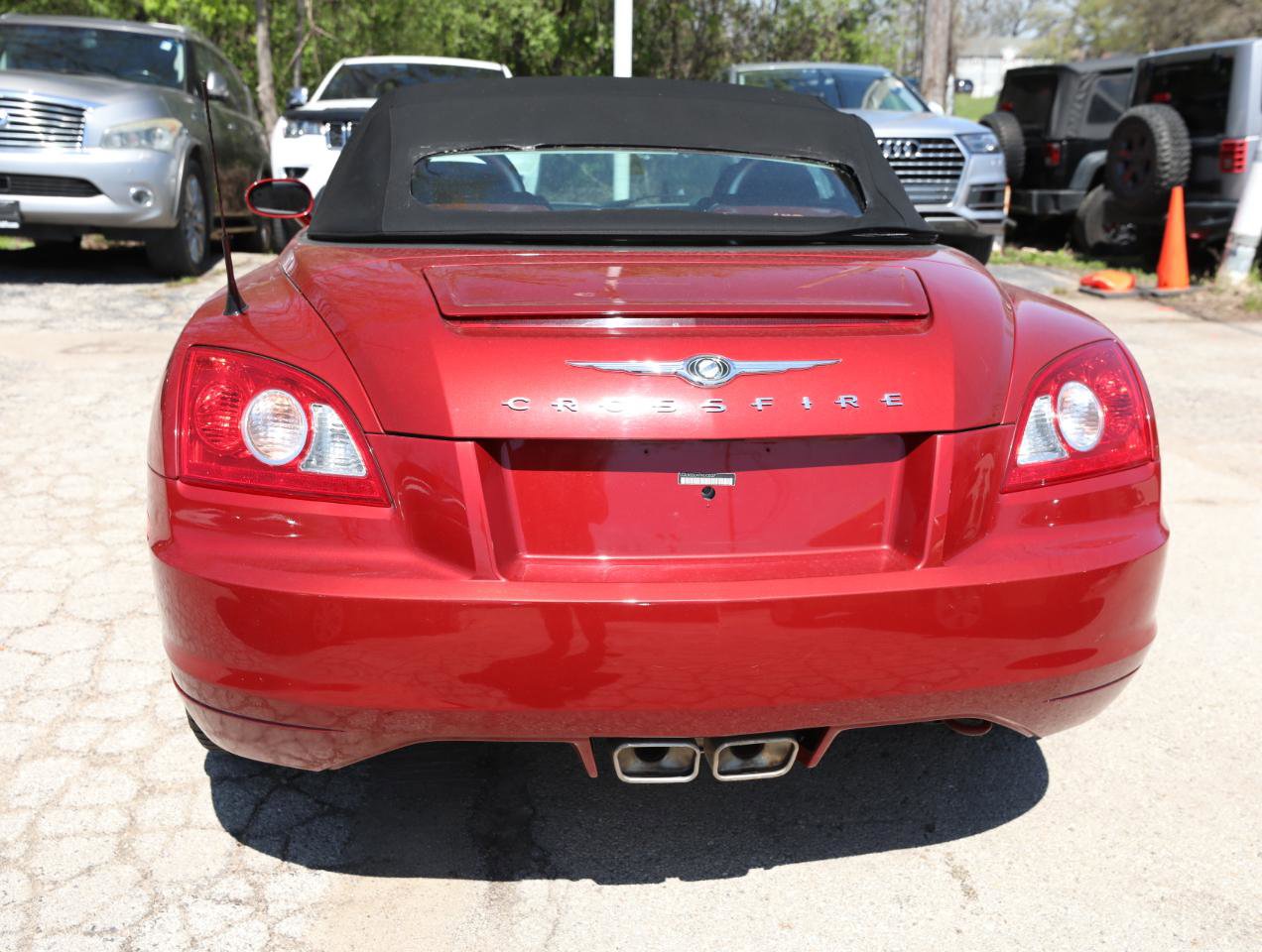 Used 2007 Chrysler Crossfire Convertible w/ Special Edition Group RWD image 7