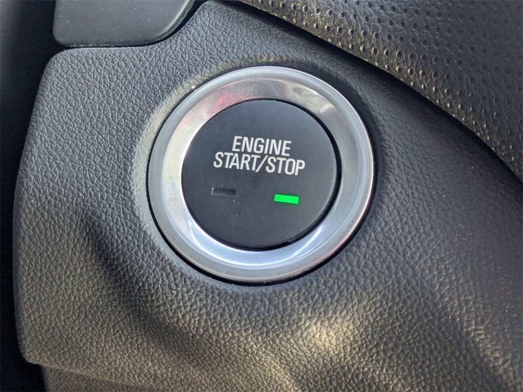 Used 2024 Chevrolet Equinox Premier image 16