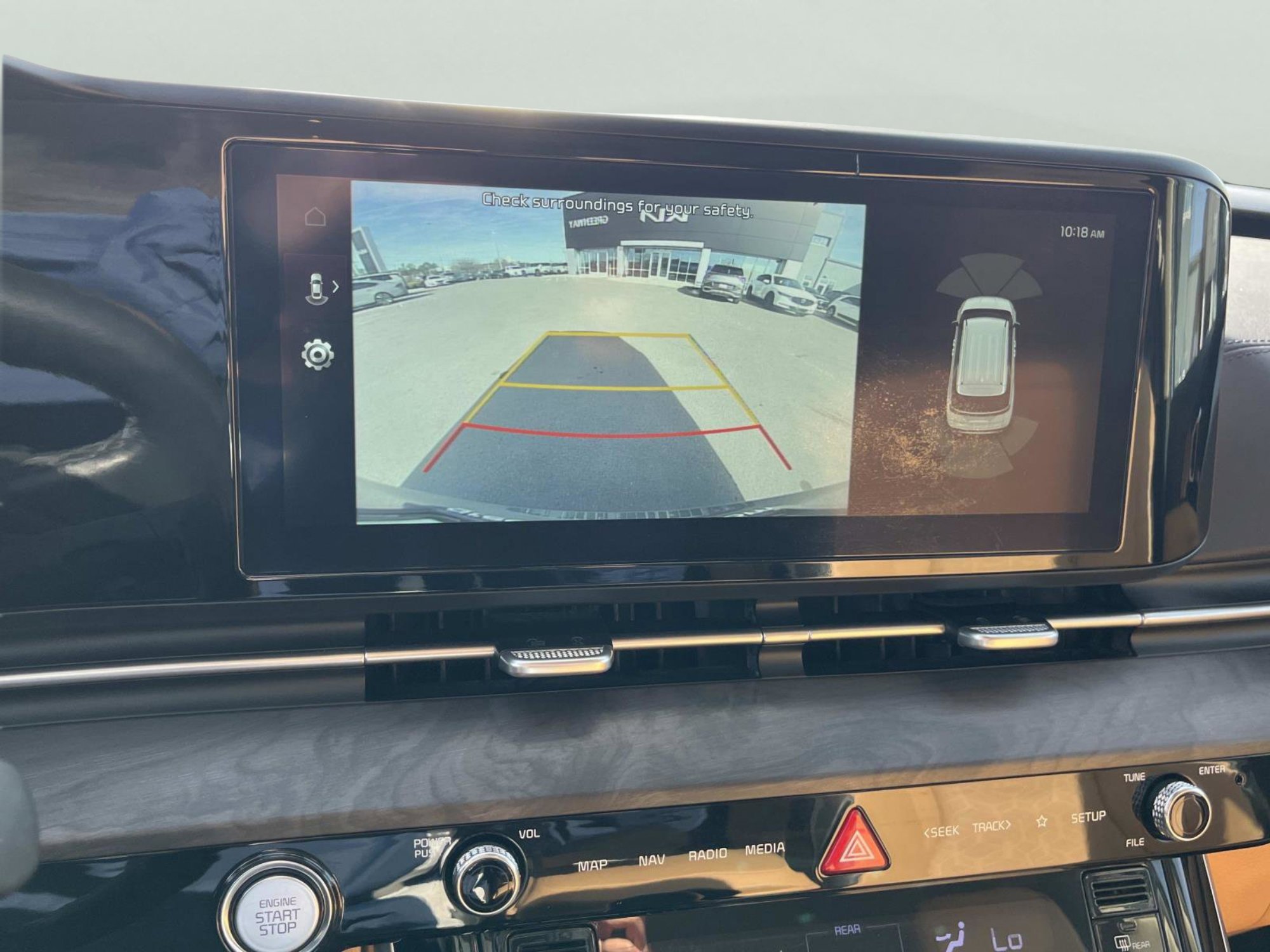 Certified 2024 Kia Carnival EX image 33