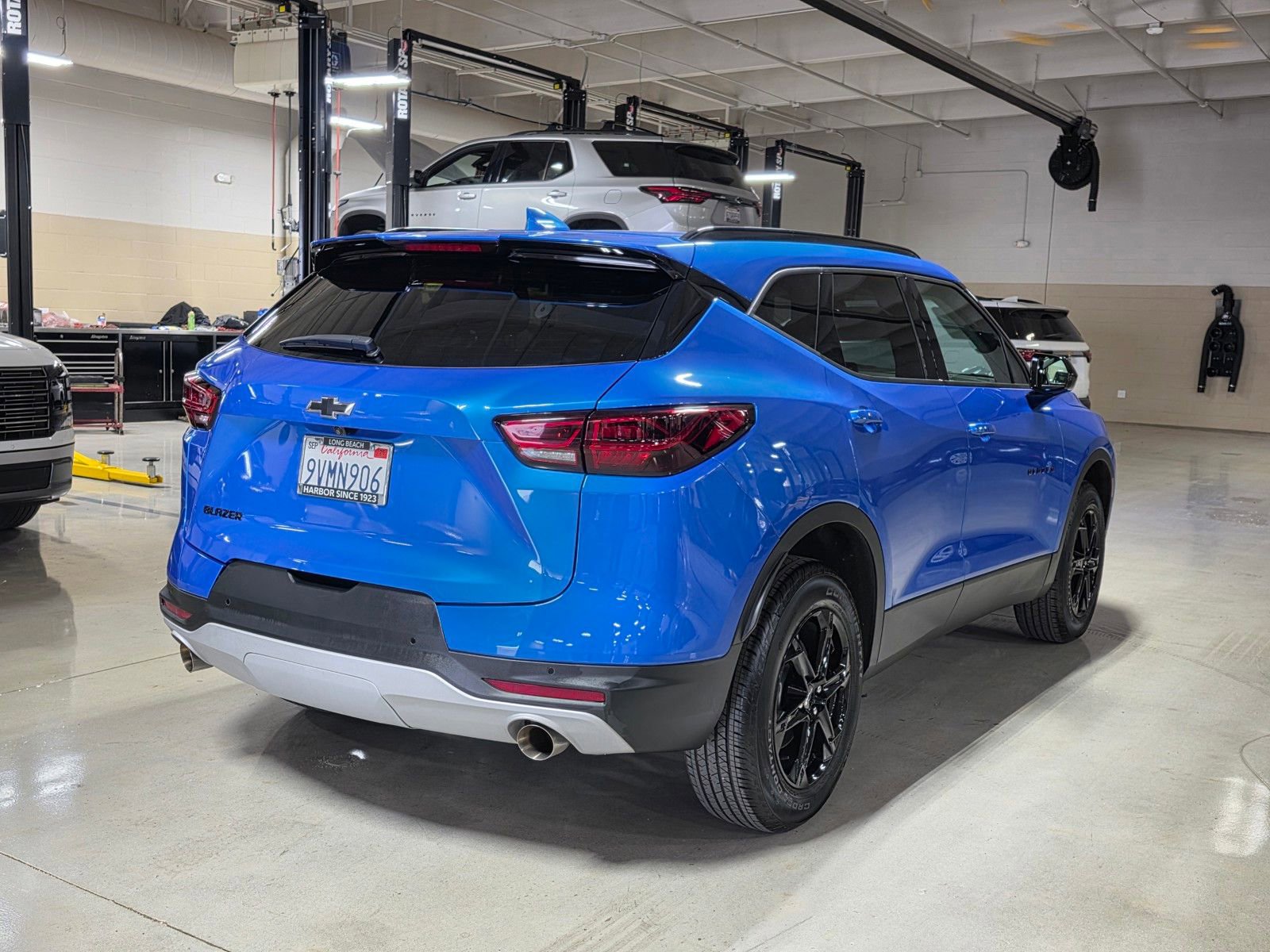 Used 2025 Chevrolet Blazer LT w/ Convenience Package image 7