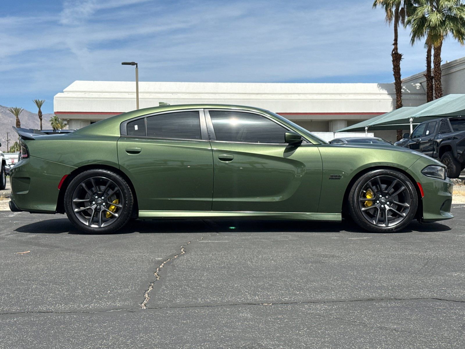Used 2020 Dodge Charger Scat Pack w/ Driver Convenience Group RWD image 2