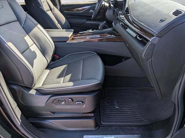 Used 2024 Cadillac Escalade Premium Luxury image 20