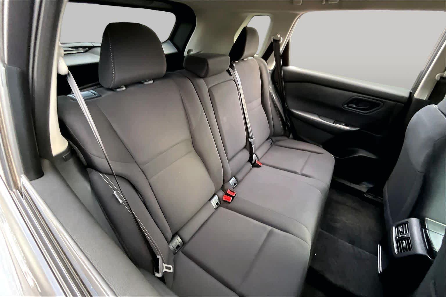 Certified 2024 Nissan Rogue S FWD image 21