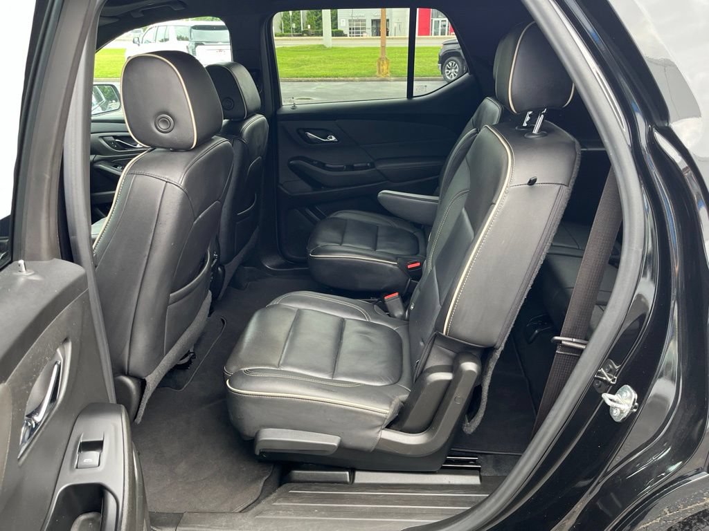 Used 2023 Chevrolet Traverse Premier w/ Redline Edition FWD image 56