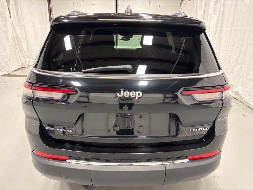 Used 2022 Jeep Grand Cherokee L Limited AWD/4WD image 6