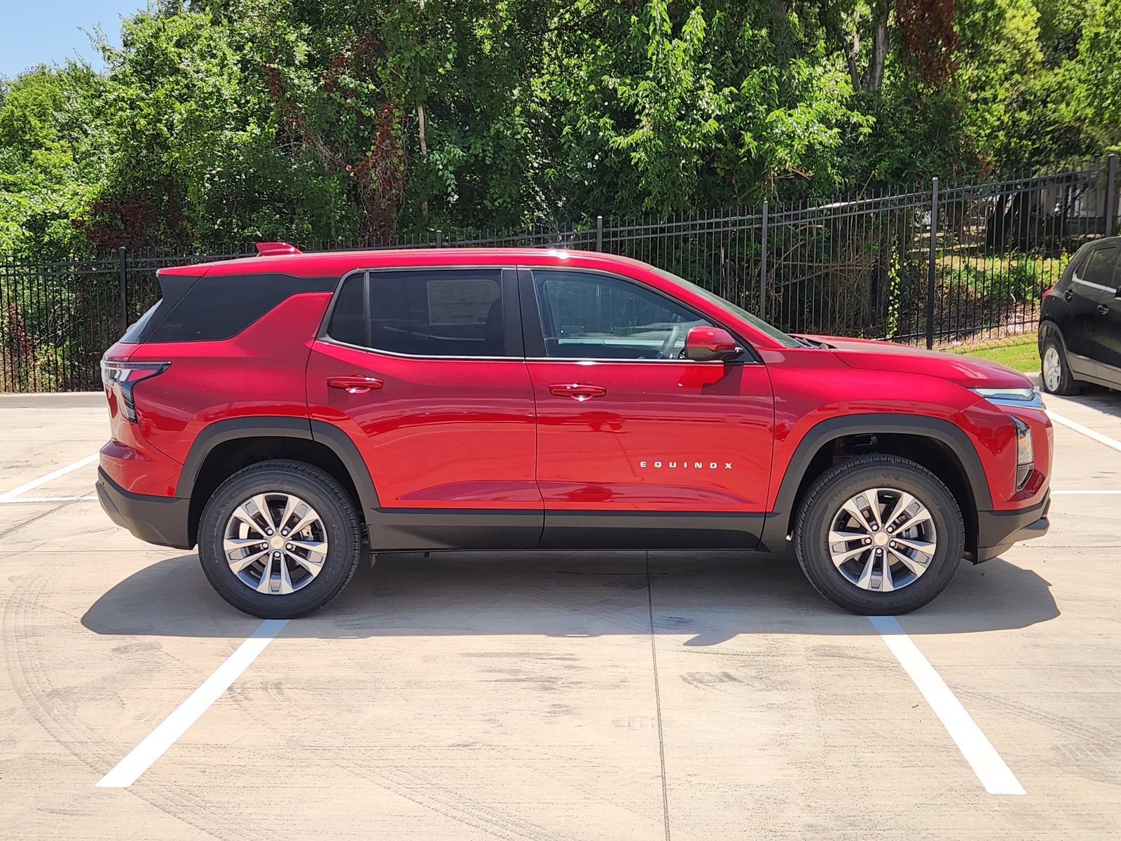 New 2026 Chevrolet Equinox LT FWD image 7
