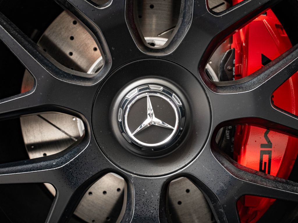 New 2026 Mercedes-Benz GLE 63 AMG S image 8
