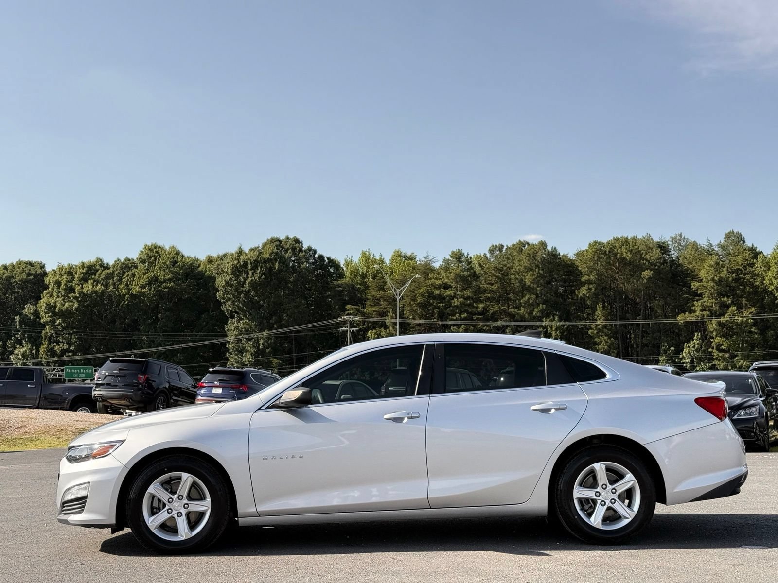 Used 2019 Chevrolet Malibu LS FWD image 12