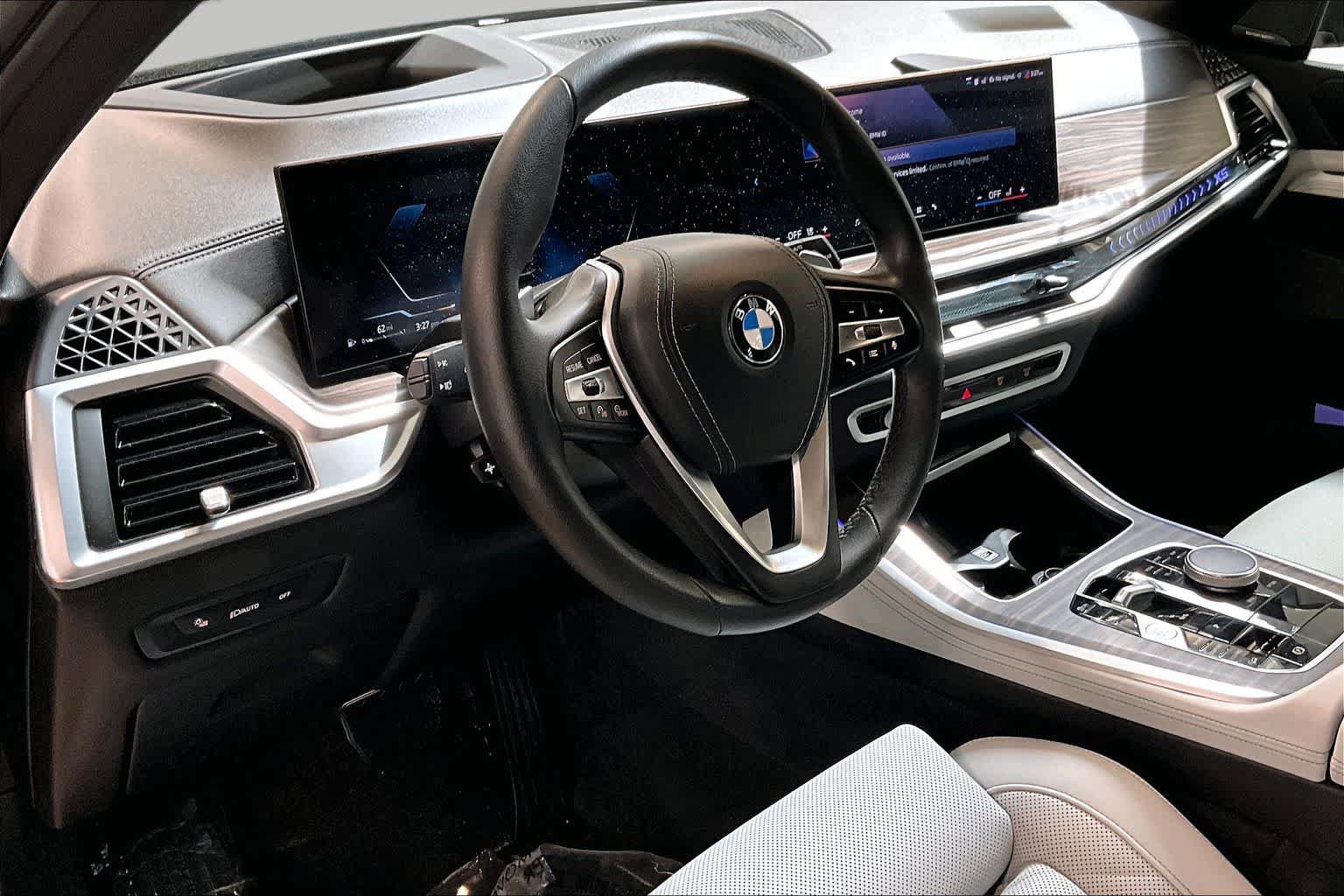 Used 2024 BMW X5 xDrive40i w/ Premium Package AWD/4WD image 17