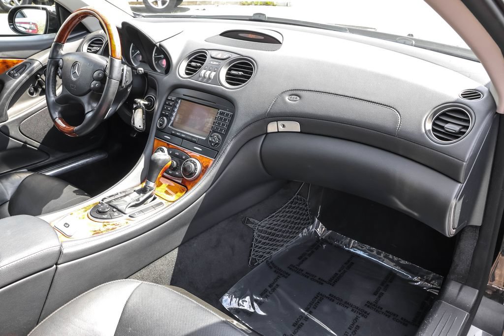 Used 2007 Mercedes-Benz SL 550 image 29