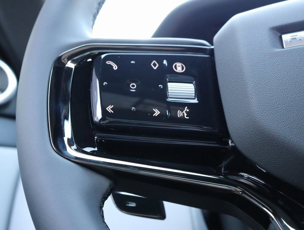 Used 2026 Land Rover Range Rover Evoque Dynamic SE image 22