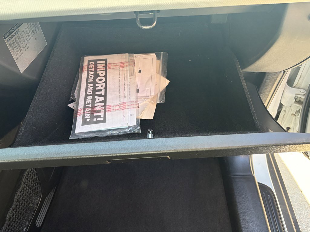 Used 2012 Chevrolet Captiva Sport LS image 17