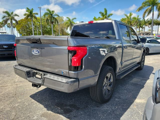 Used 2025 Ford F150 Lightning Flash AWD/4WD image 4