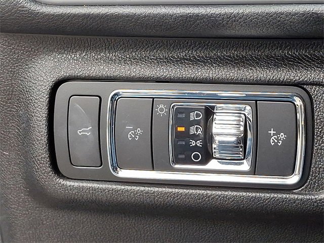 Used 2021 Lincoln Corsair AWD w/ Premium Package image 26